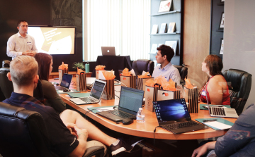 A kattintásalapú hirdetési stratégiák hatékonysága: Új dimenziók az értékesítési teljesítmény növelésében