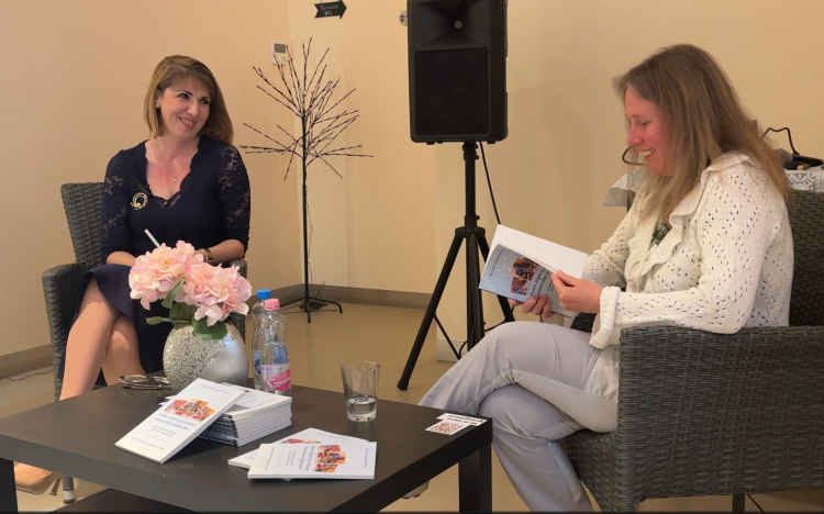 Bemutatták Szalóky-Szekeres Petra gyógypedagógus első könyvét Pápán