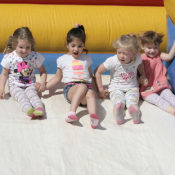 Jó idő és kiváló hangulat a Városrészi Majálison