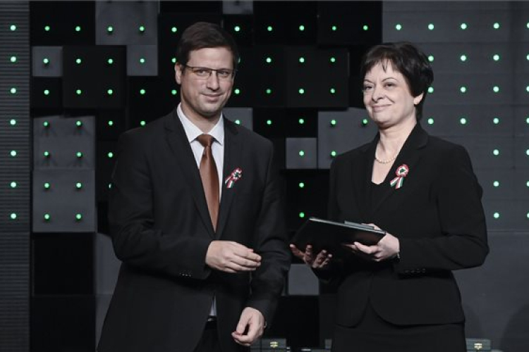 Gulyás: nekünk a béke ügyét kell szolgálnunk