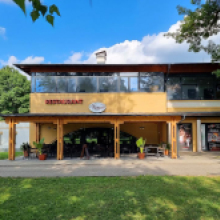 Pápai Várkert Étterem