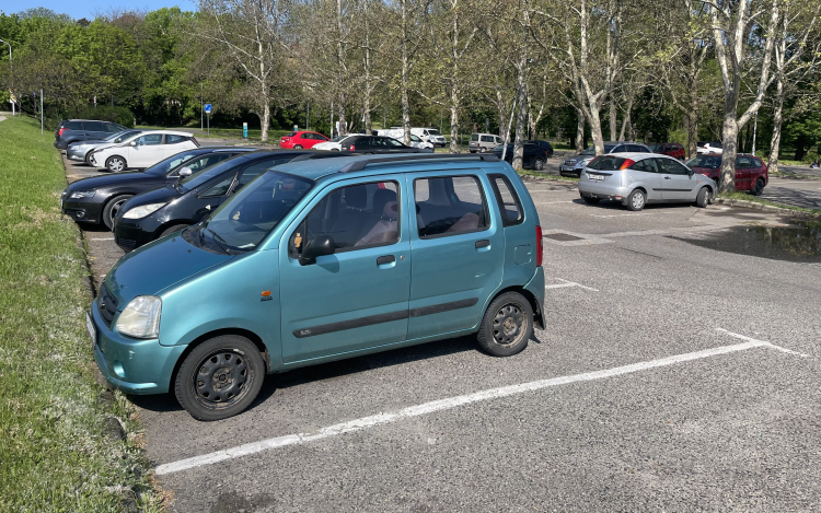 Ingyenes lesz a parkolás szombaton a városban