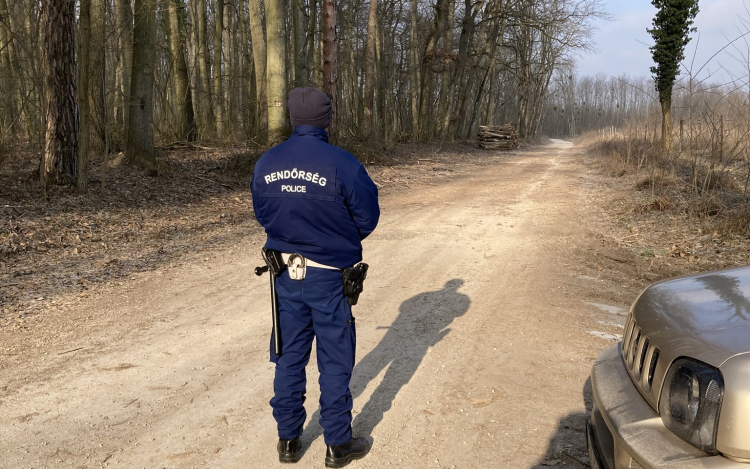 A Bakony erdeiben tartottak ellenőrzést a rendőrök