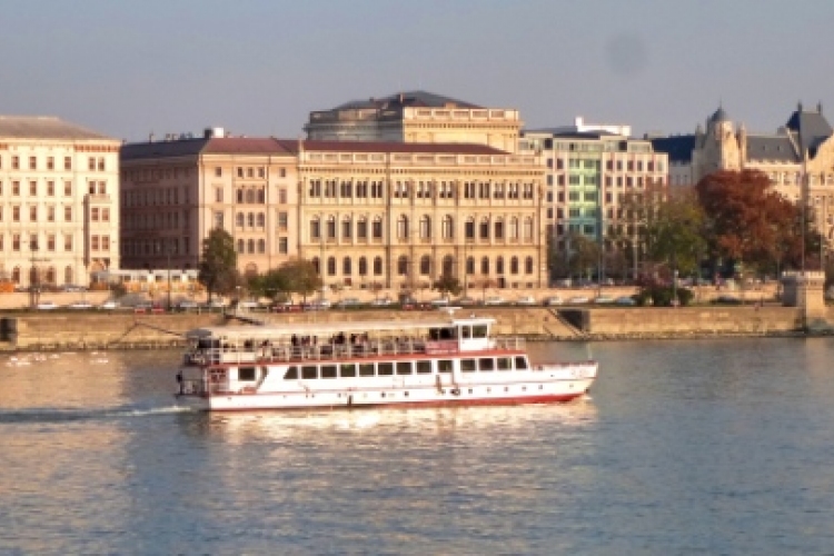A személyhajózás beindítását tervezik a Dunakanyarban 