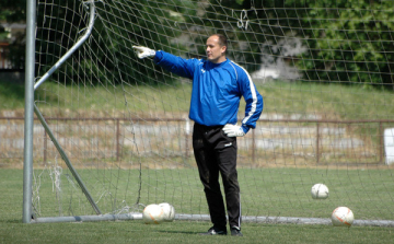 Szűcs Lajos elhagyja Pápát! 