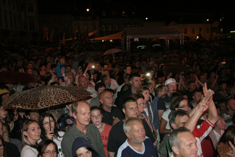 Pápai Játékfesztivál - Neoton Família