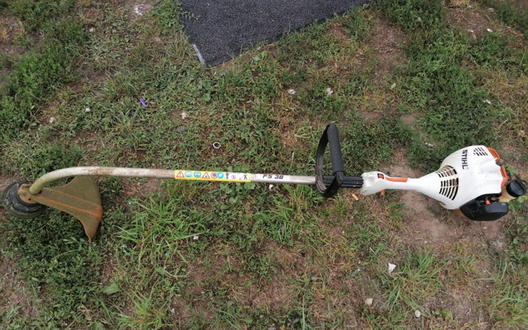 Fűkaszát lopott és egy pápai iskolába is betört 