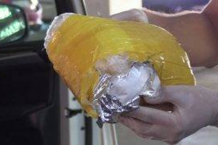 Kínából rendelt 20 gramm designer drogot egy Pápa környéki 20 éves nő