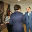 Önkormányzati képviselők megbízóleveleinek átvétele