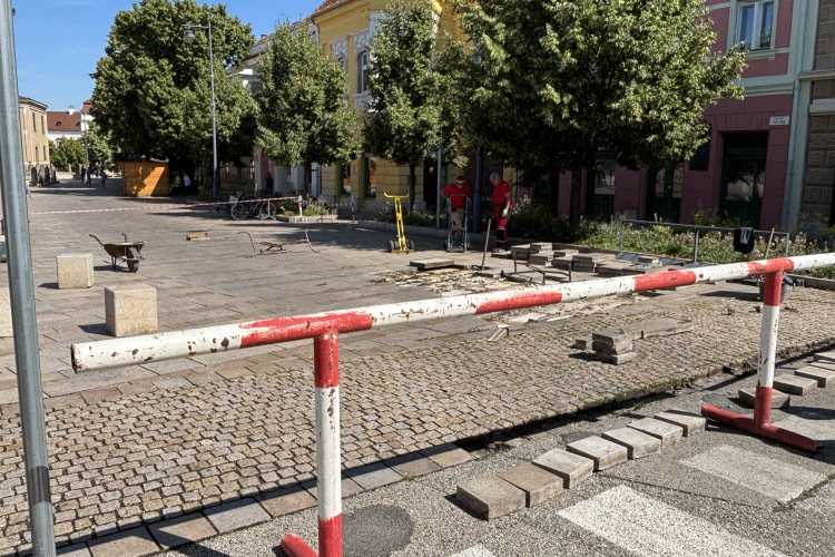 Egyelőre lezárva marad a Plébánia sor