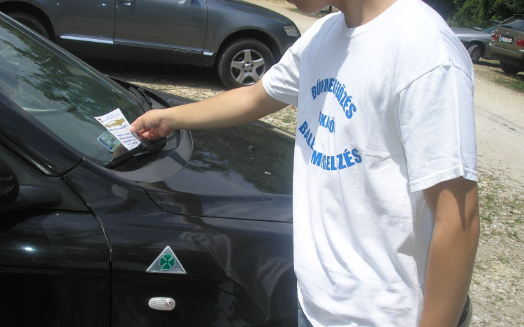 Diákok a strandolók biztonságáért