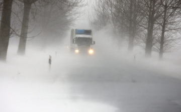 80-100 kilométeres széllel tör be az országba a sakvidéki hideg
