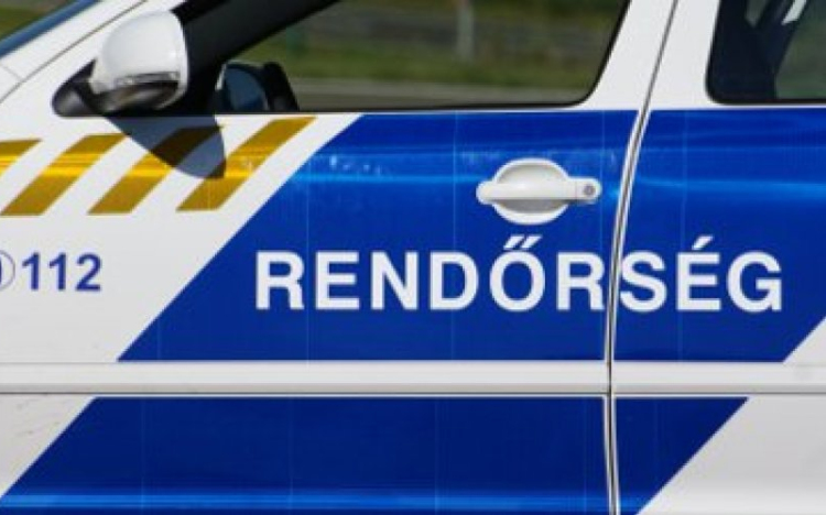 Elmenekült a rendőrök elől