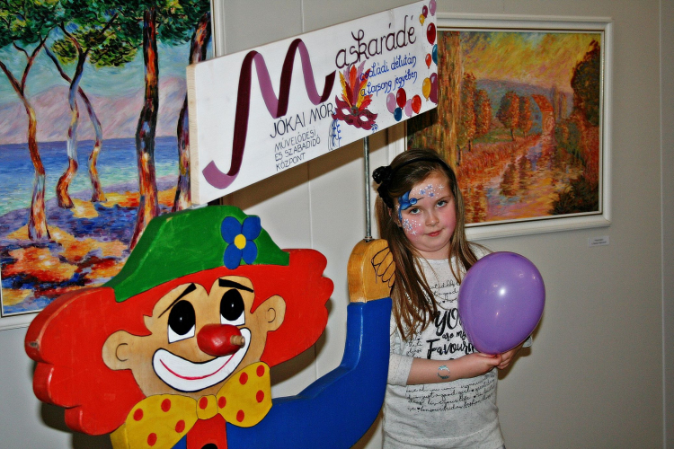 Farsangi Családi Délután a Színházban