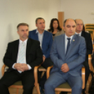 Önkormányzati képviselők megbízóleveleinek átvétele