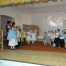 Szent Anna Óvoda - Adományátadás és Karácsonyi Műsor