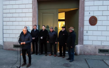 A pápai ellenzéki képviselők három javaslatot tettek a kárpátaljai magyarok megsegítésére