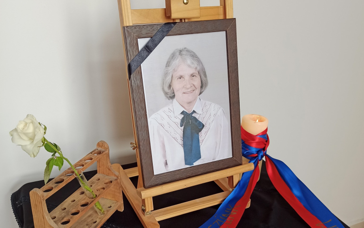 Elhunyt a Refi legendás tanára