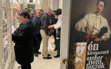 Kiállítás, egy nagyon nem középszerű emberről
