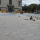 Lázas készülődés a pápai Fő téren!