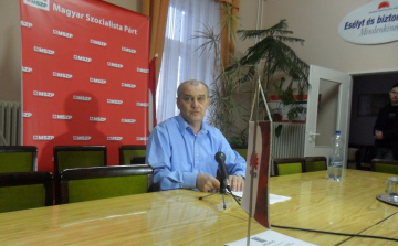 Nem szervezi tovább az érettségi felkészítőt az MSZP