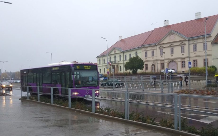 Felgyújtotta magát egy férfi a veszprémi kormányhivatalban