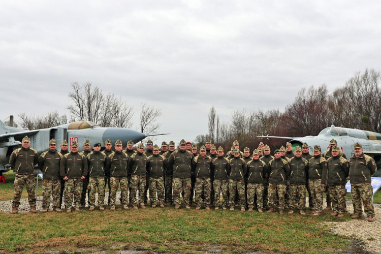 Sikeres tanfolyam a pápai légibázison
