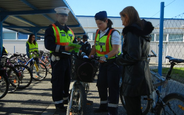 Kerékpár ellenőrzés egy pápai cégnél