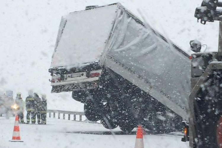 Két baleset is történt Pápa és Veszprém között