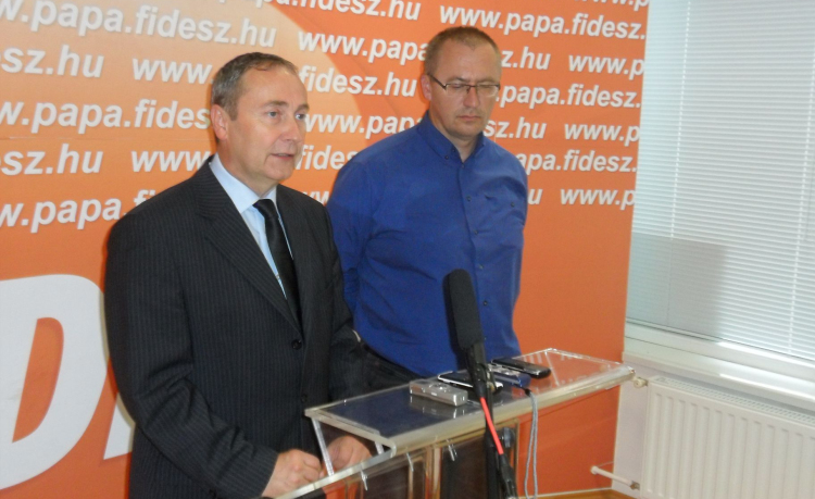 Áldozó Tamás újrázna