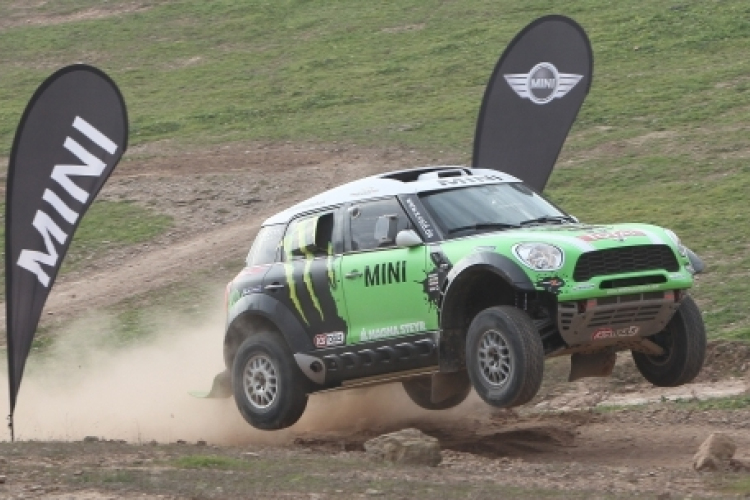 Nyerni jött Pápára a 2004-es Dakar-rali győztes