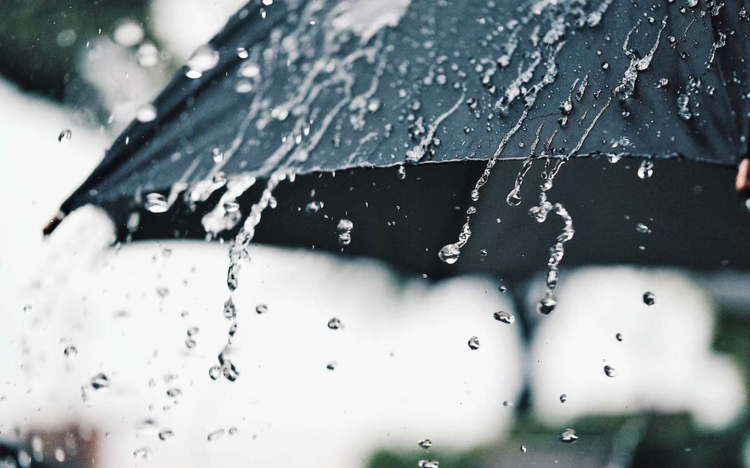 Még jó ideig esni fog