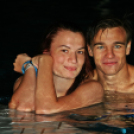 Fürdőztek az éjszakában