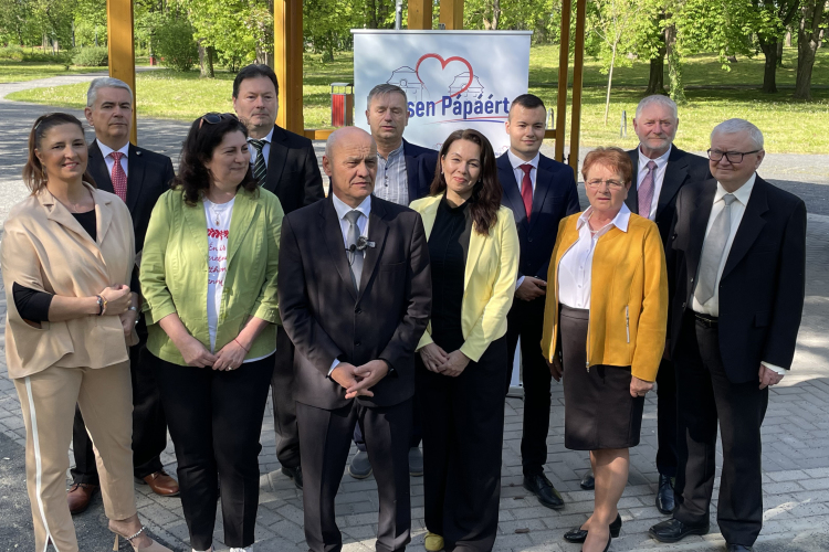 »Politikai kultúraváltásra van szükség Pápán« - Bemutatta csapatát Grőber Attila