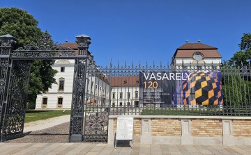 Vasarely-kiállítás nyílik a pápai Esterházy-kastélyban