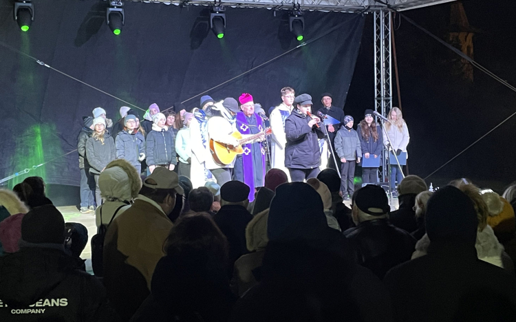 Ilyen volt advent első vasárnapja Pápán