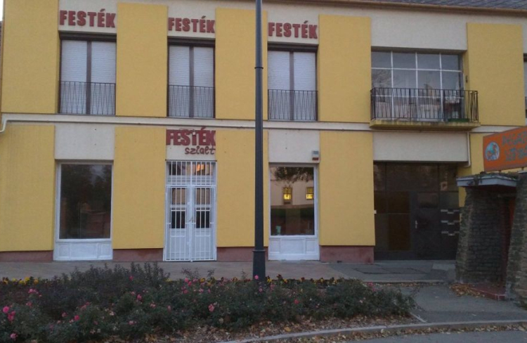 Közösségi bolt nyílik Pápán