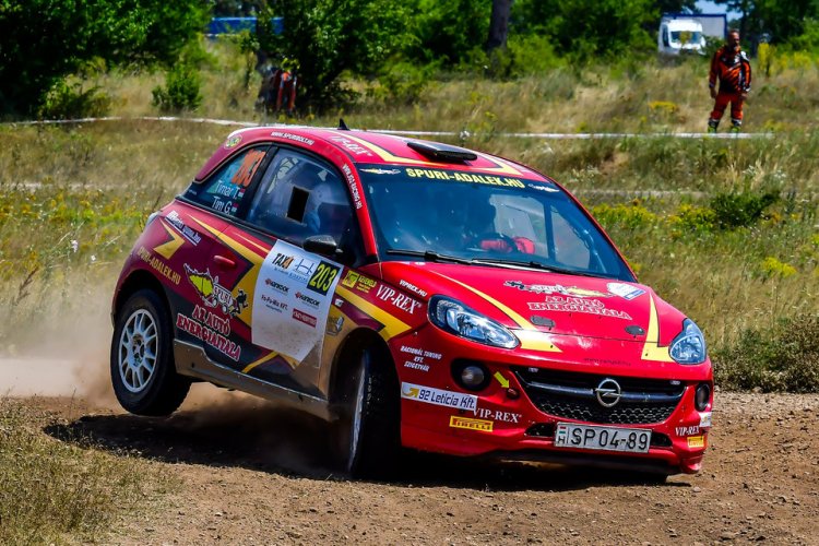 Rally: Végre szeretjük a murvát!  