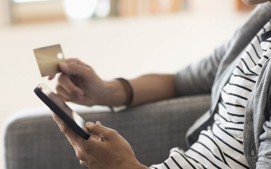 Se telefon, se pénz