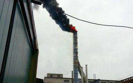 Tűz volt a régi textilüzem területén