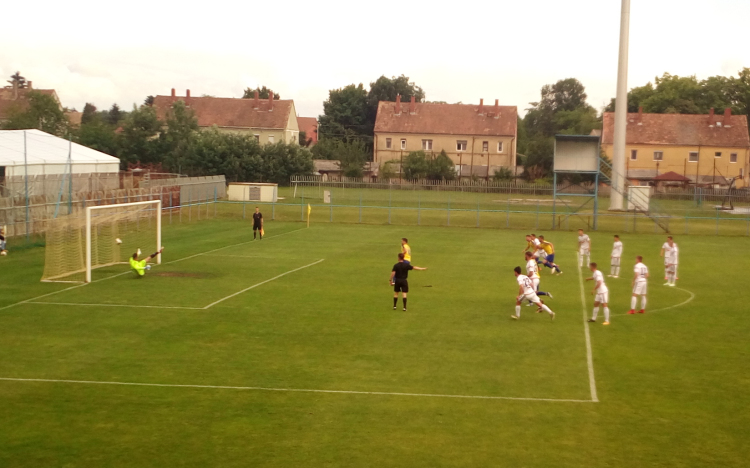 Győzelemmel búcsúzott a hazai közönségtől a Perutz