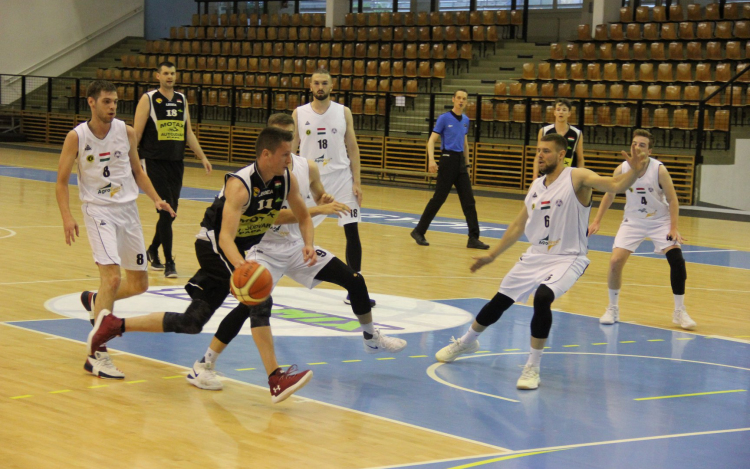 Győzelem a rájátszásban