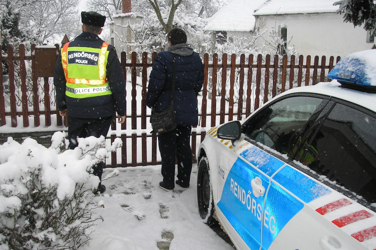 Az idősek biztonságáért