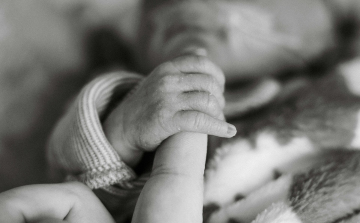 Milyen eszközöket, technikákat használhatunk korababánk megnyugtatására, fejlesztésére?