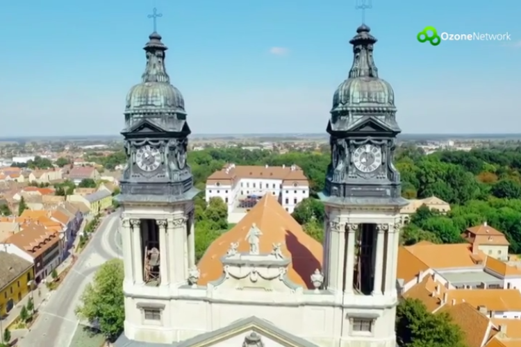 Pápa madártávlatból