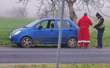 Gyorshajtáson kapták a Mikulást a pápai rendőrök