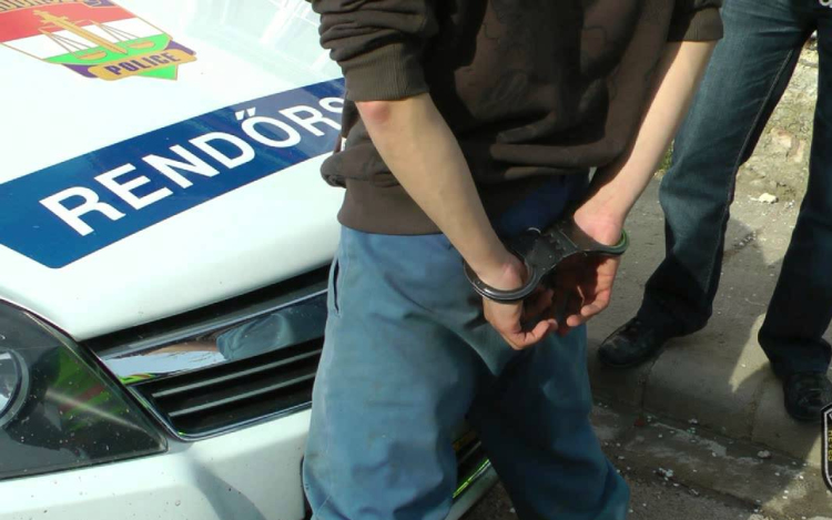 Körözték a külföldi férfit