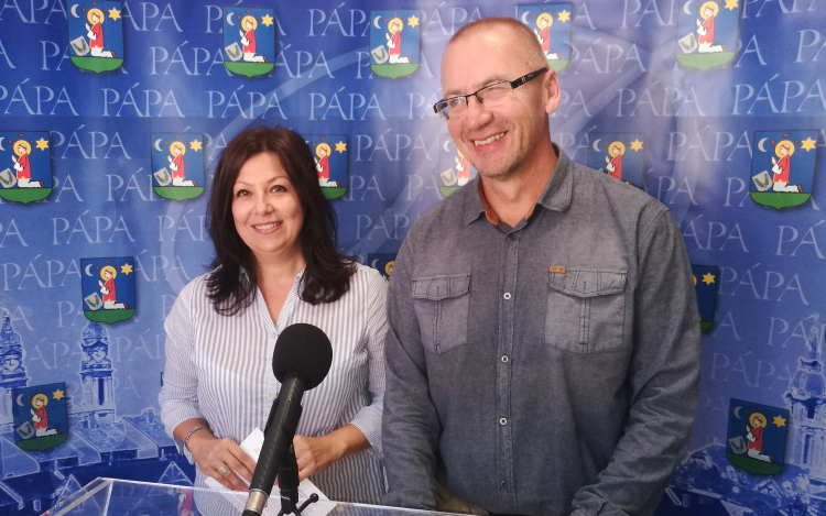 Koncertekkel emlékeznek meg Pápán a rendszerváltásról