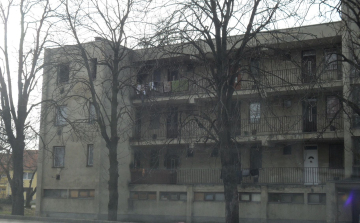 Lakástűz a Külső-Veszprémi úton!