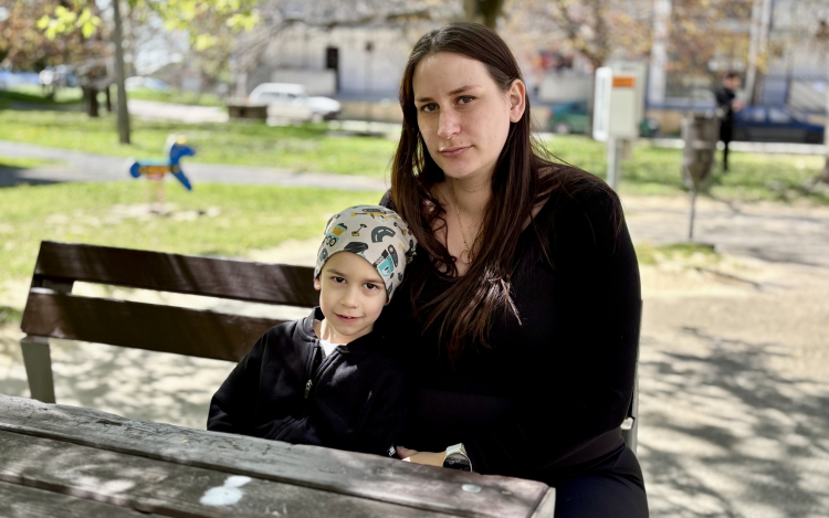 Egy pillanat alatt vált kilátástalanná a bakonyszentlászlói család helyzete – Gyűjtést szervezünk Veráéknak!